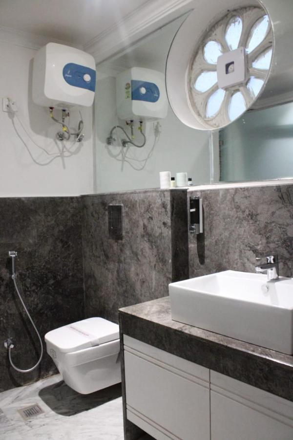 Phoenix - Unmatched Comfort Udaipur Kültér fotó