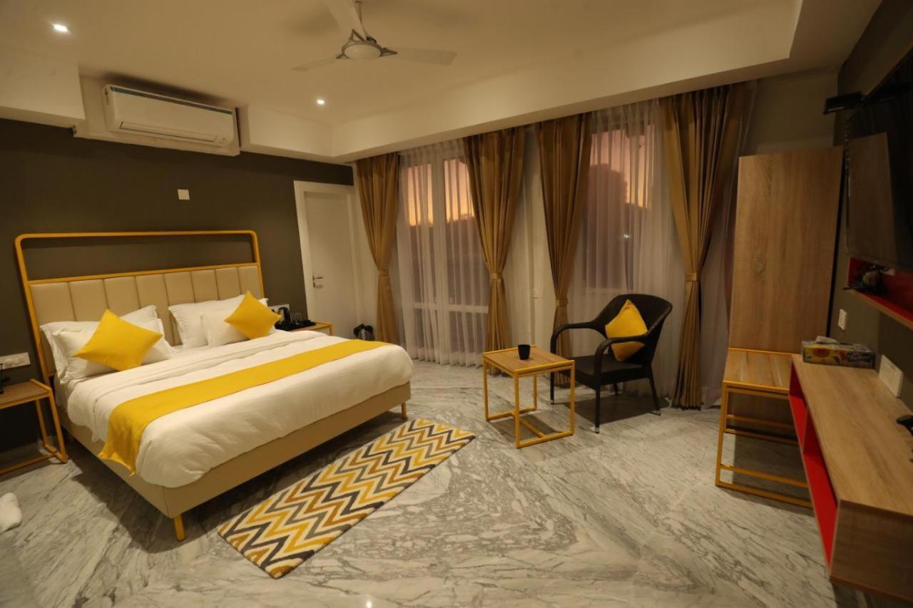 Phoenix - Unmatched Comfort Udaipur Kültér fotó