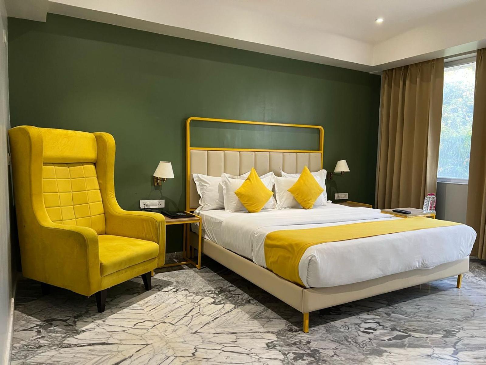 Phoenix - Unmatched Comfort Udaipur Kültér fotó